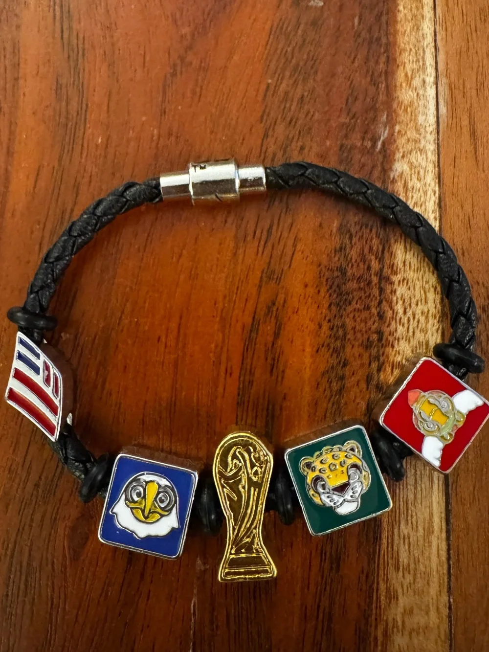 FIFA 2026 World Cup Fan Band Men’s, larger wrist  (9 inch)
